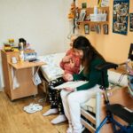 10 kérdés az ápolásról és a gondozókról, amelyet minden idősotthon meglátogatásakor fel kell tennie